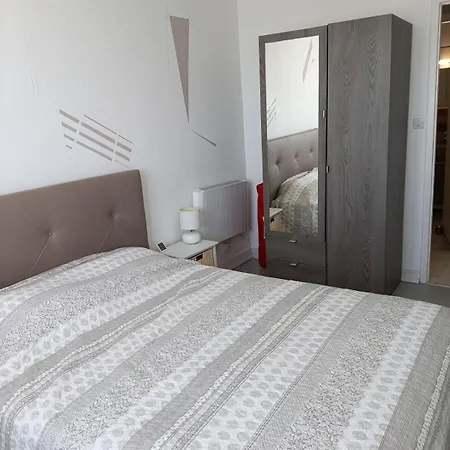 Vue Sur Mer, 2ch 4/6p Parking Prive דירה